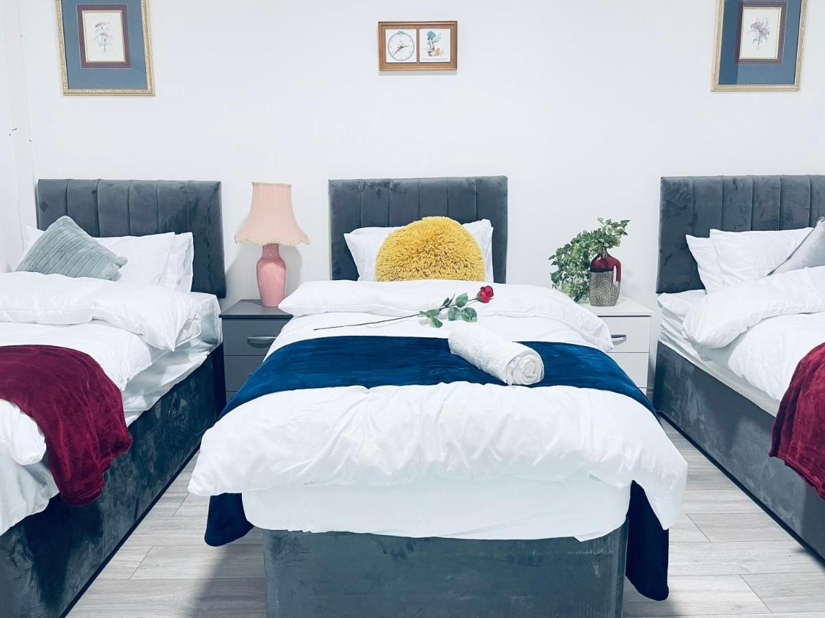 Beautiful 1 Bed Apartment *