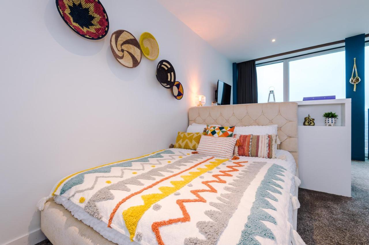 Luxury Centre Panorama: Professional's Haven * Birmingham