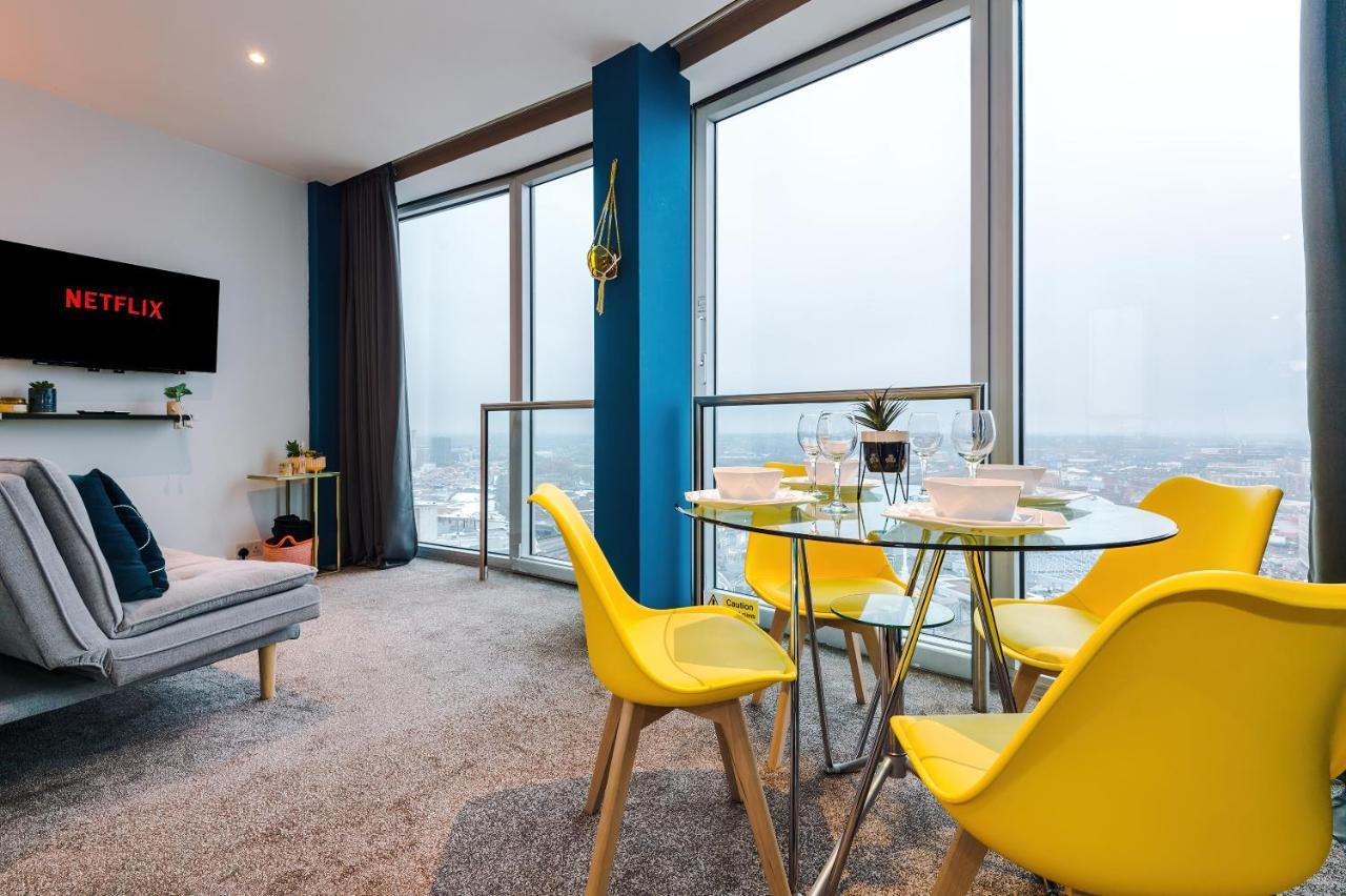 Luxury Centre Panorama: Professional's Haven Apartment Birmingham