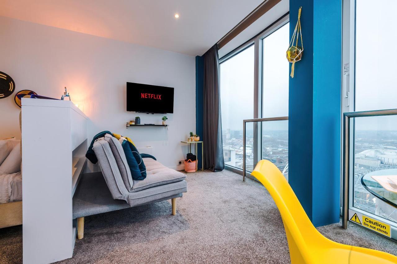 Luxury Centre Panorama: Professional's Haven *