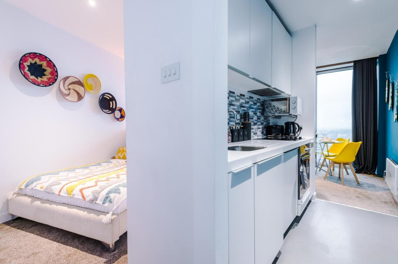 Apartment Luxury Centre Panorama: Professional's Haven *