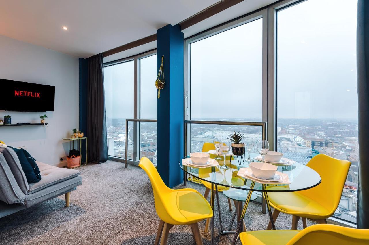 Luxury Centre Panorama: Professional's Haven *