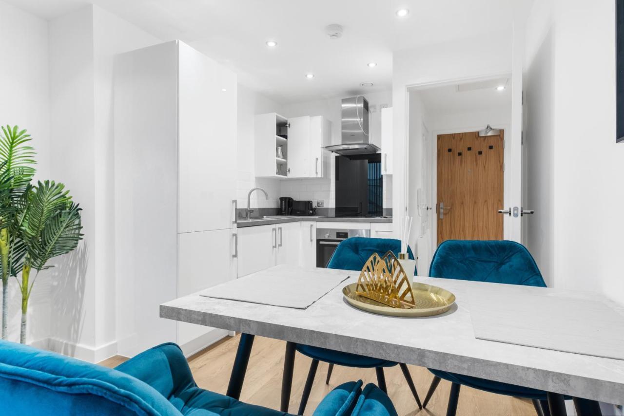 Exoticstay • New Build • Stylish 1-bedroom In The Centre • Wifi & Netflix • Self Check-in * Birmingham
