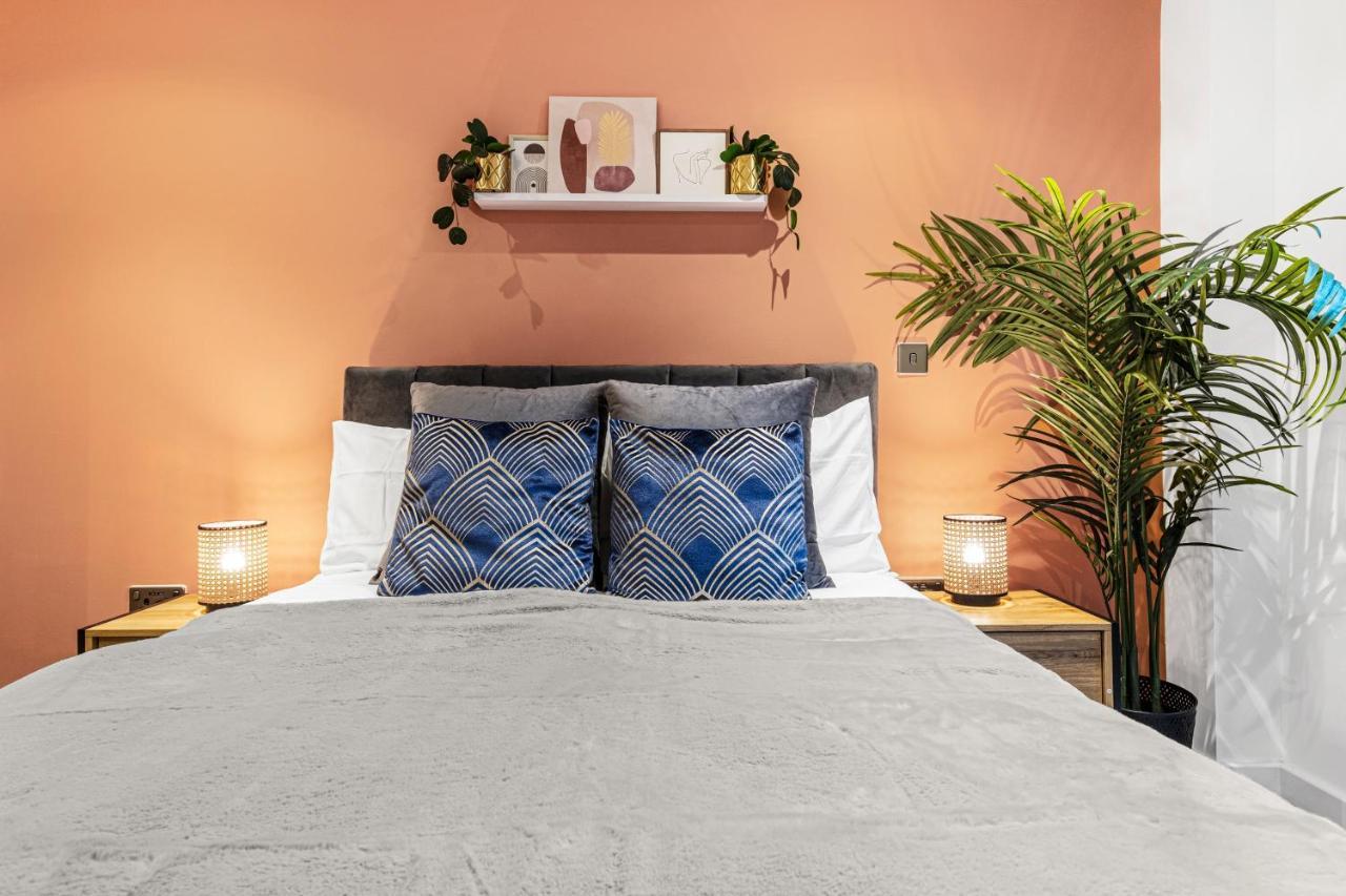 Exoticstay • New Build • Stylish 1-bedroom In The Centre • Wifi & Netflix • Self Check-in Birmingham