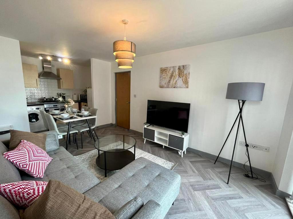 Luxury 02 Academy Centre 2 Bed Mailbox Bullring Leisure & Families