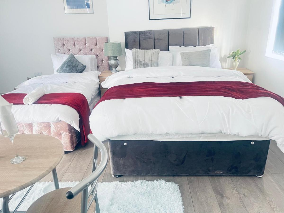 1 Bed Apartment *