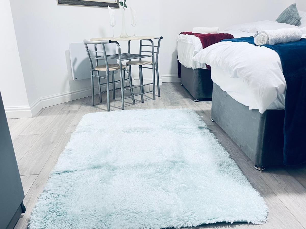 Beautiful 1 Bed Apartment