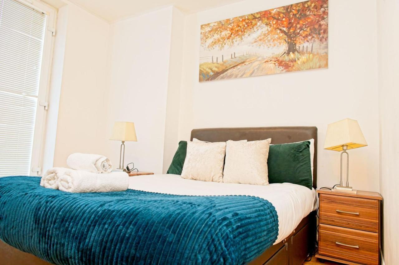 Apartment Skyline Bullring Walking Distance