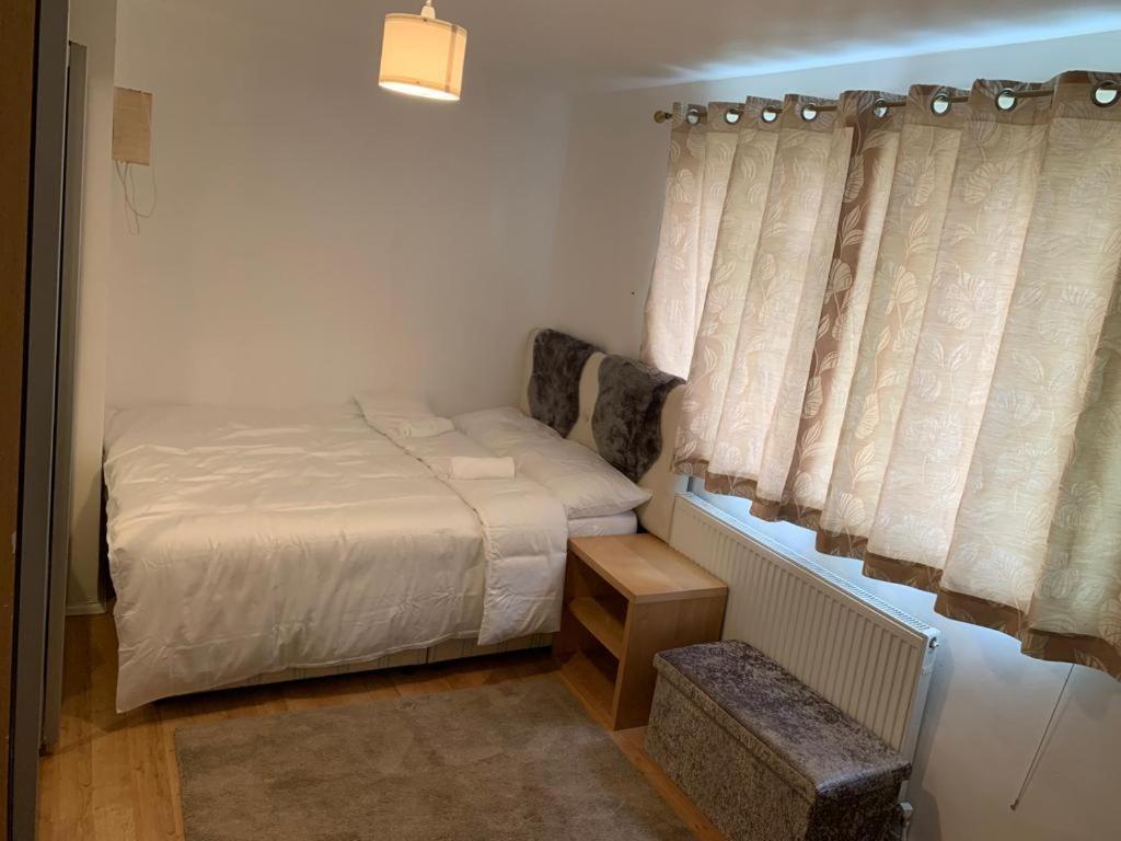 Birmingham City Guest House * Birmingham