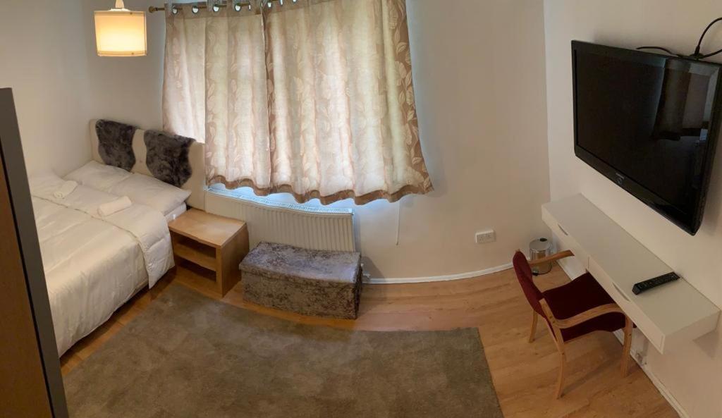 Apartment Birmingham City Guest House *