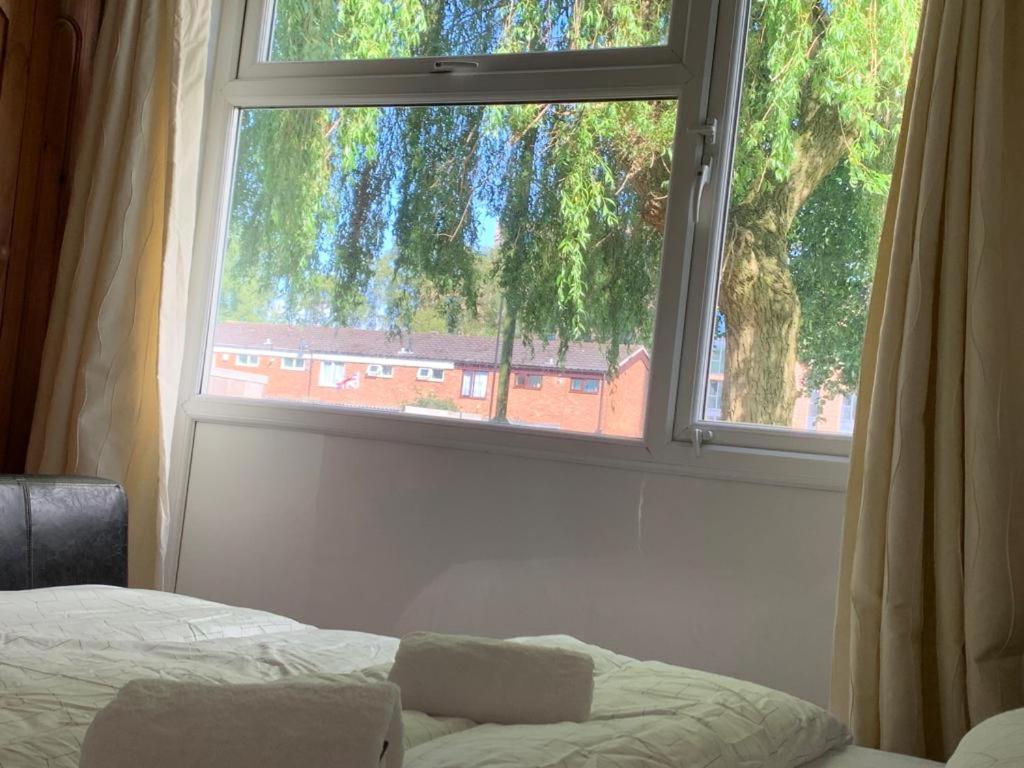 Birmingham City Guest House Apartment