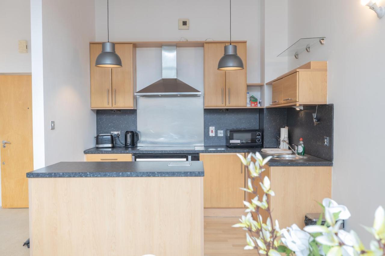 Modern 1 Bedroom Apartment