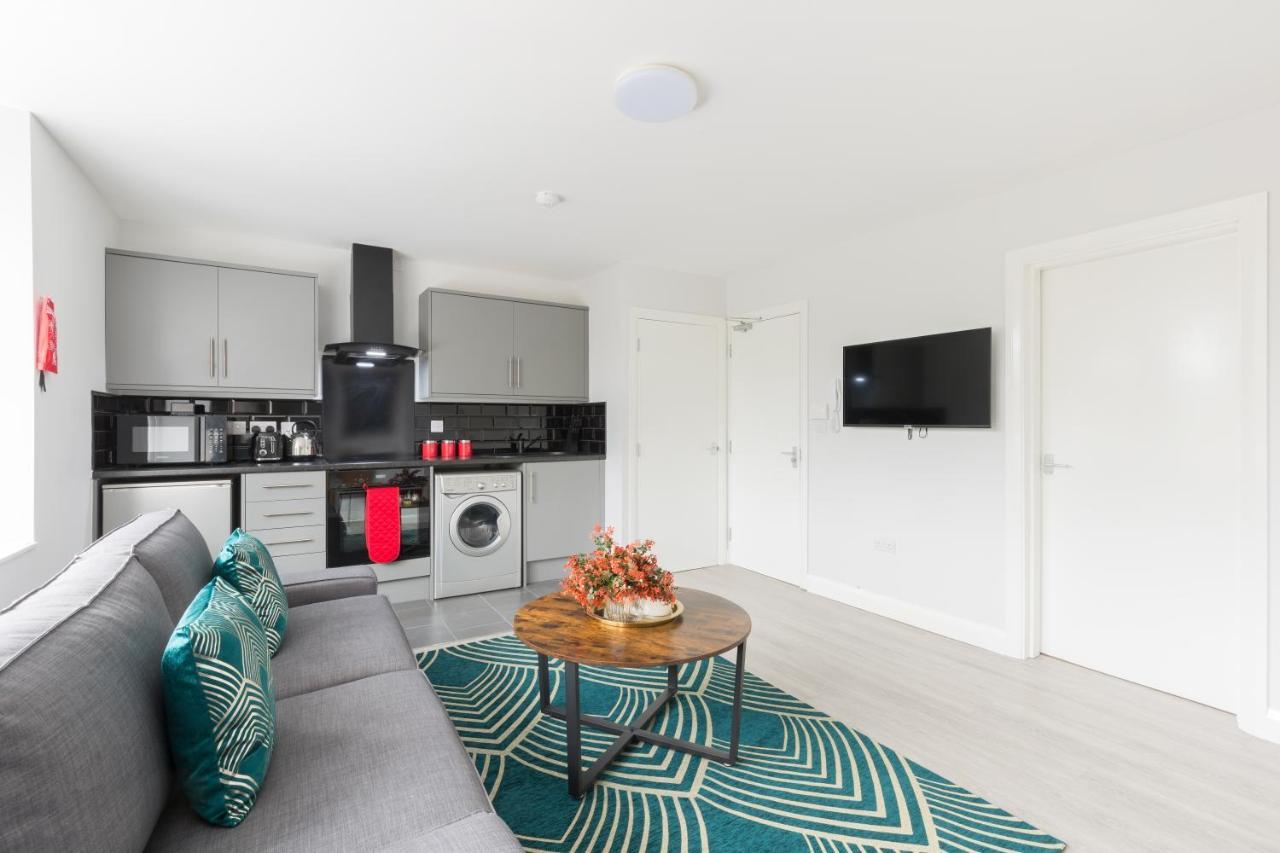 Apartment Hagley Road Apartments: Self-contained City Centre With Kitchen & Netflix Birmingham