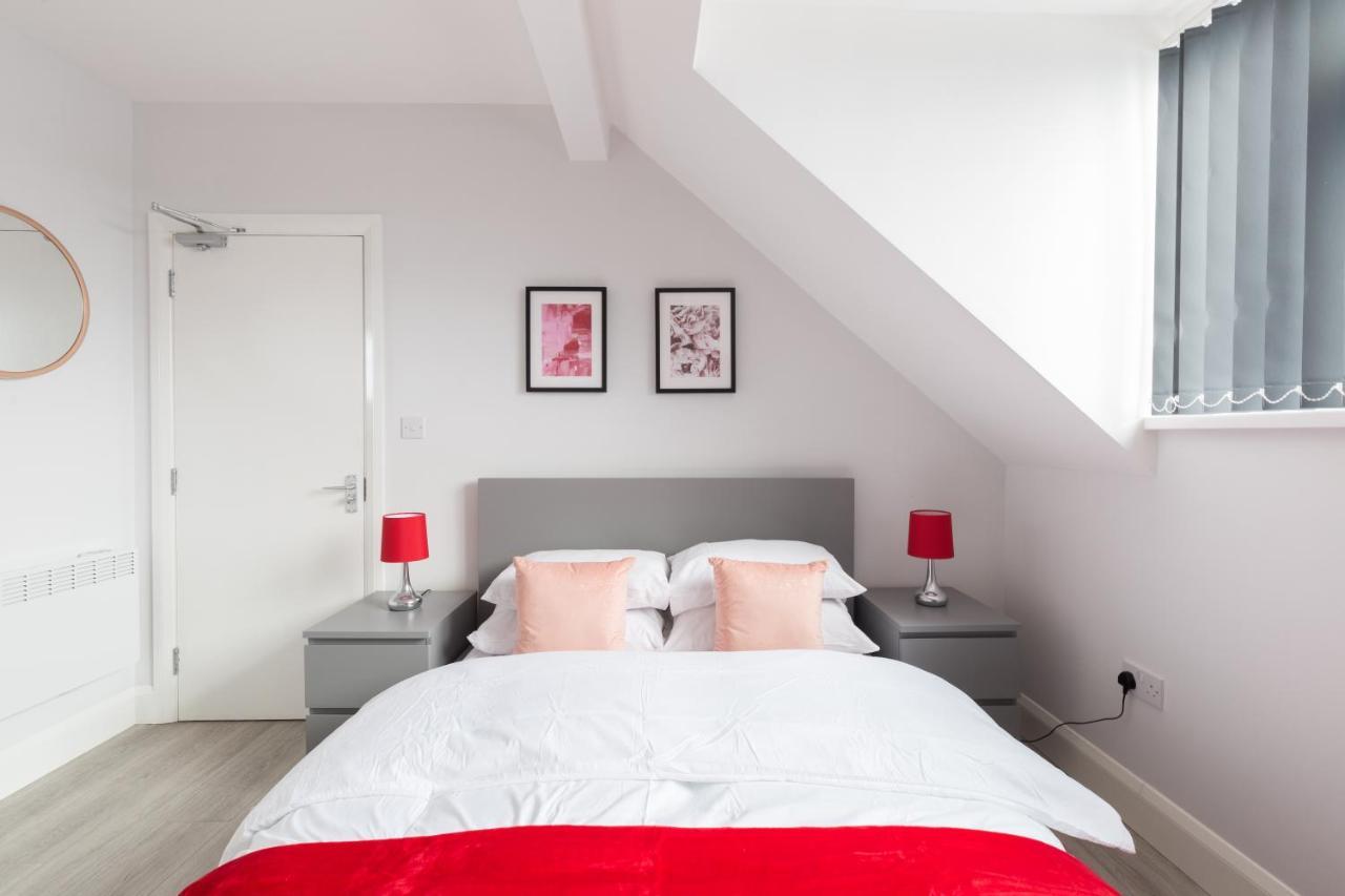 Hagley Road Apartments: Self-contained City Centre With Kitchen & Netflix Apartment