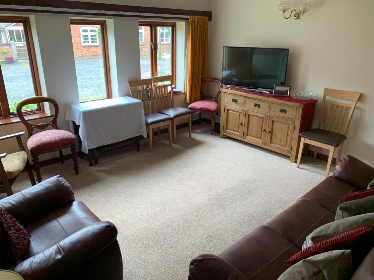 Irelands Farm Holiday home *