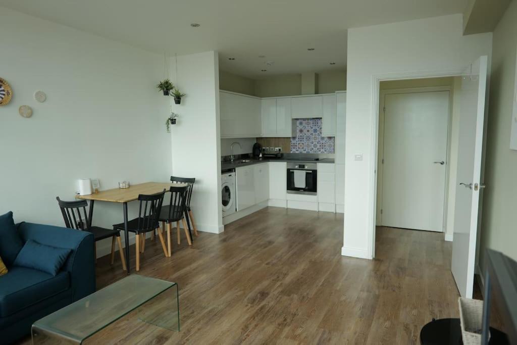1 Bedroom Centre Apartment Birmingham