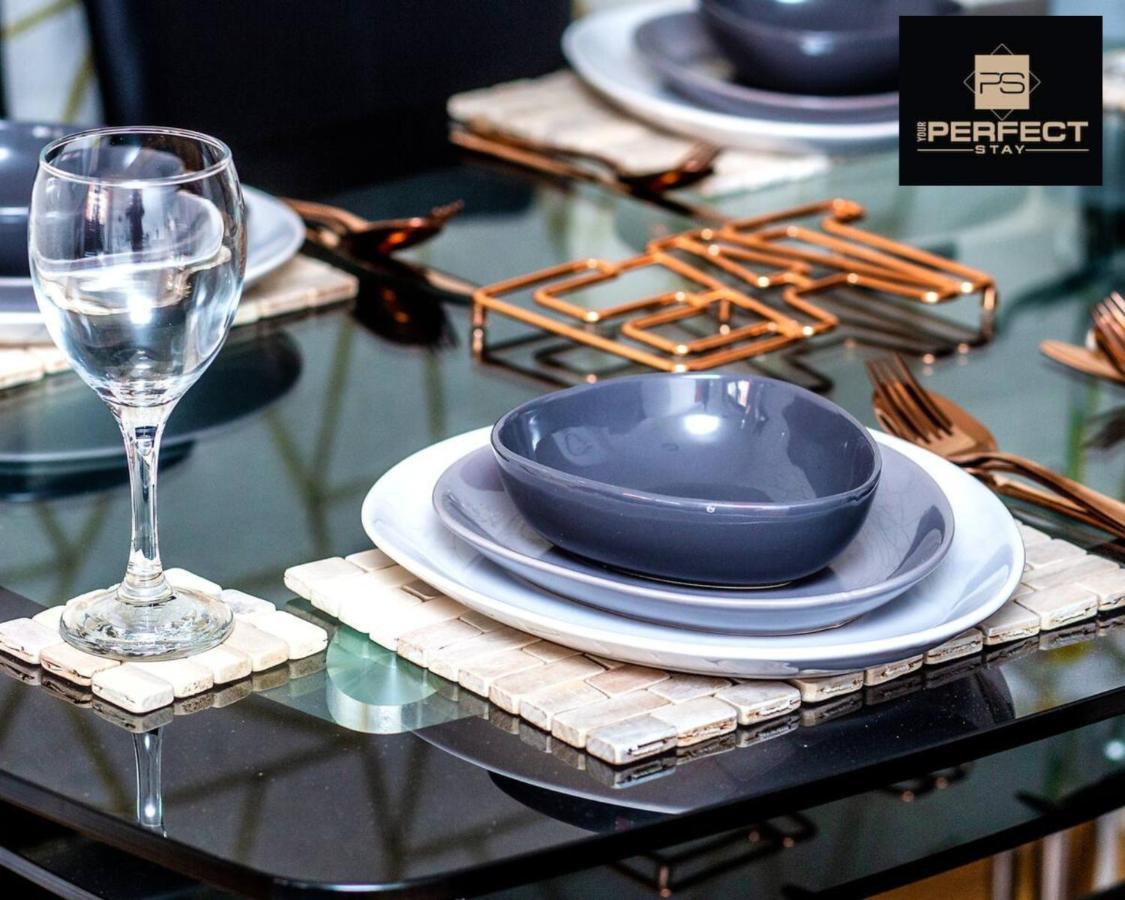 Bed & Breakfast Elite Skyline By Your Perfect Short Lets *