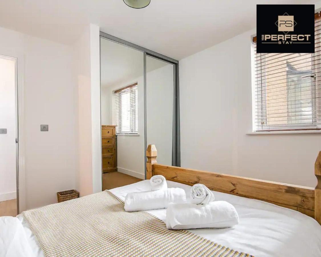 Cosmo Modern By Your Perfect Short Lets Apartment *