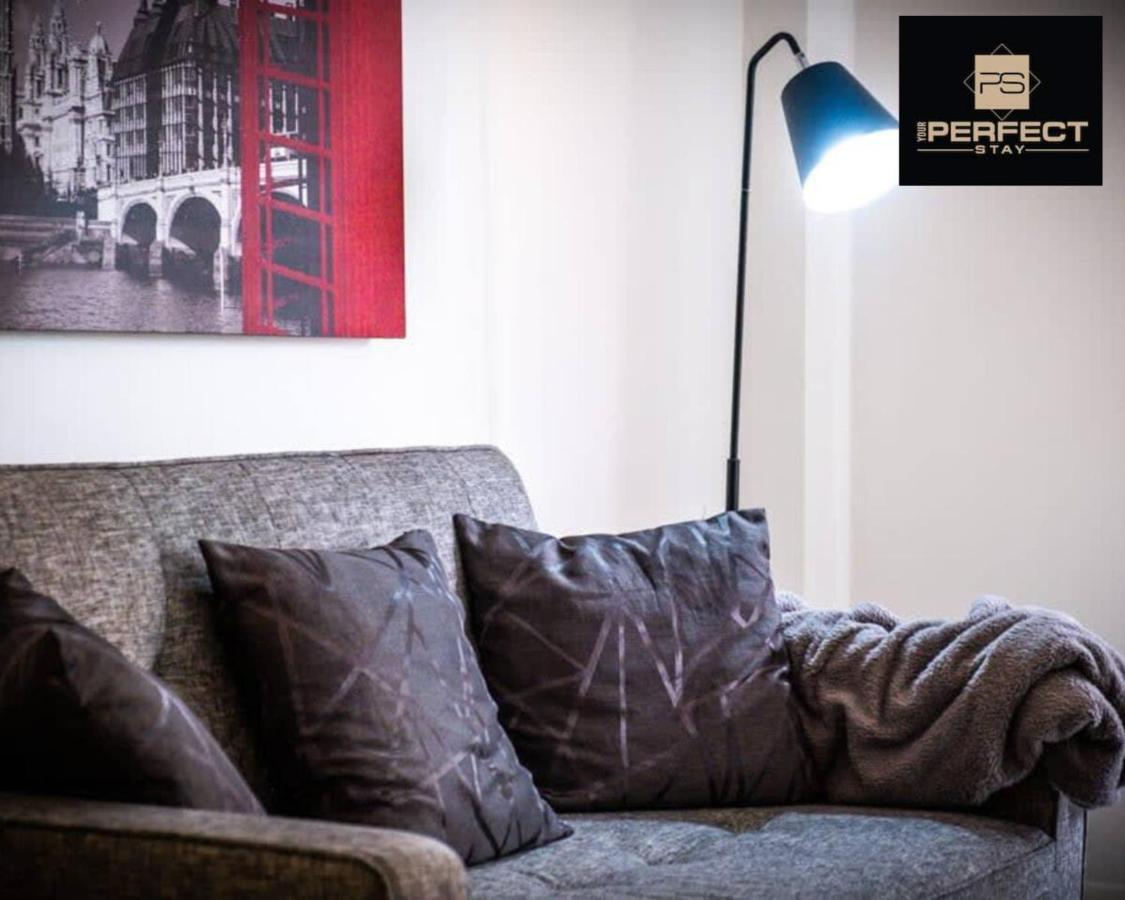 Atlantis 1bdr Centre By Your Perfect Short Lets With Netflix & Free Parking Apartment