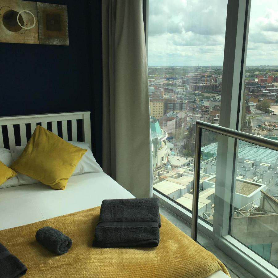 The View At Rotunda - Centre Apartment