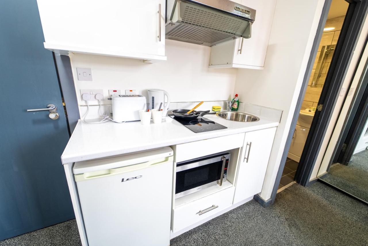 Beautiful 1-bed In *