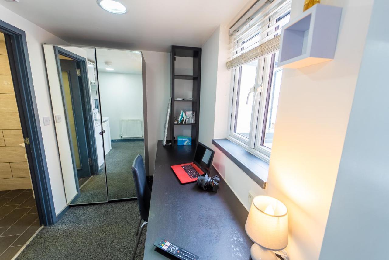 Beautiful 1-bed In *