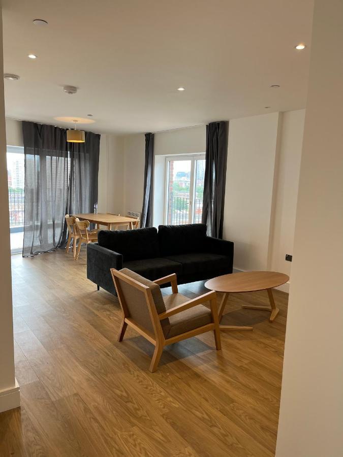 Luxury 2 Bedroom - Brand New Luxury Development. Apartment Birmingham