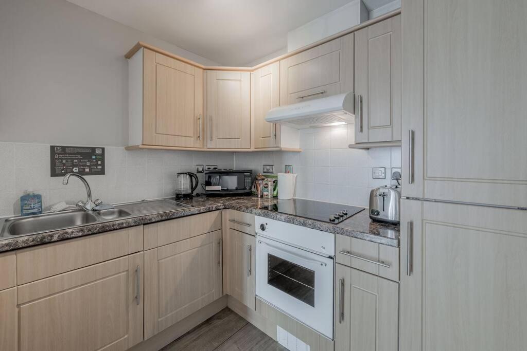 1 Bedroom In Apartment Birmingham