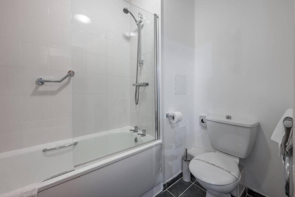 Apartment 1 Bedroom In