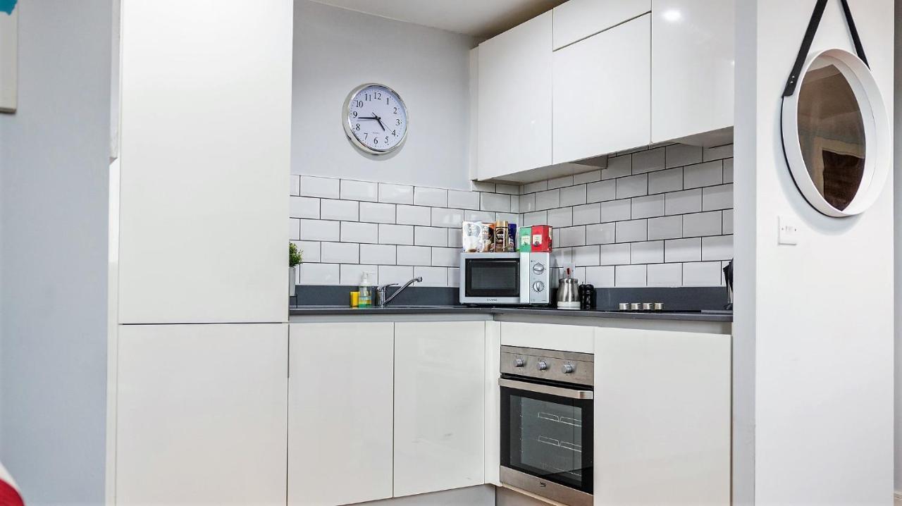 Luxury 9ine Stunning Broad Street Apartment *