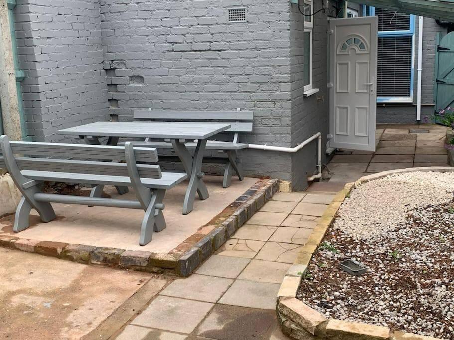 Guest house Kunda House Galton Bridge Birmingham