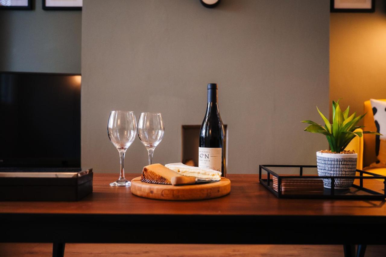 Boutique, Modern For Families, Contractors, Fast Wifi, Free Netflix Holiday home