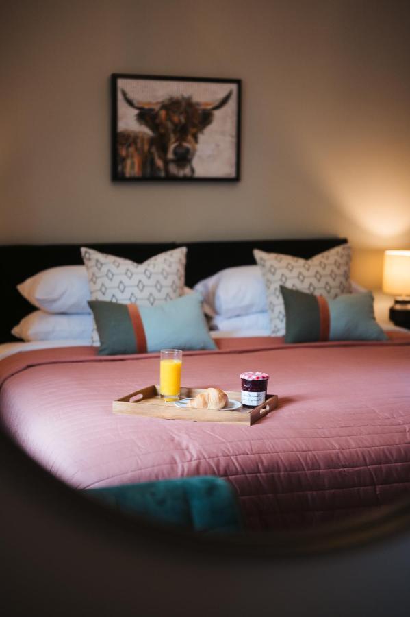 Boutique, Modern For Families, Contractors, Fast Wifi, Free Netflix Holiday home