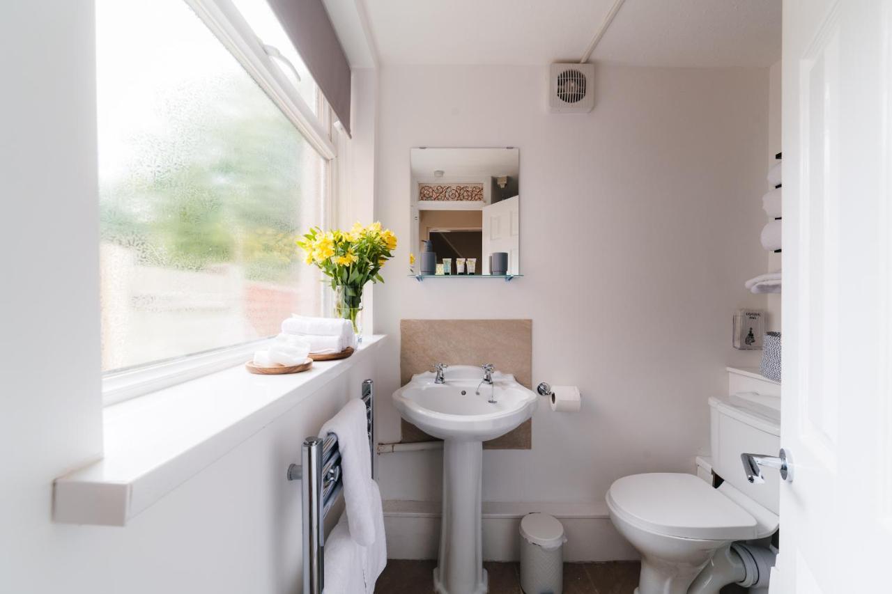Boutique, Modern For Families, Contractors, Fast Wifi, Free Netflix