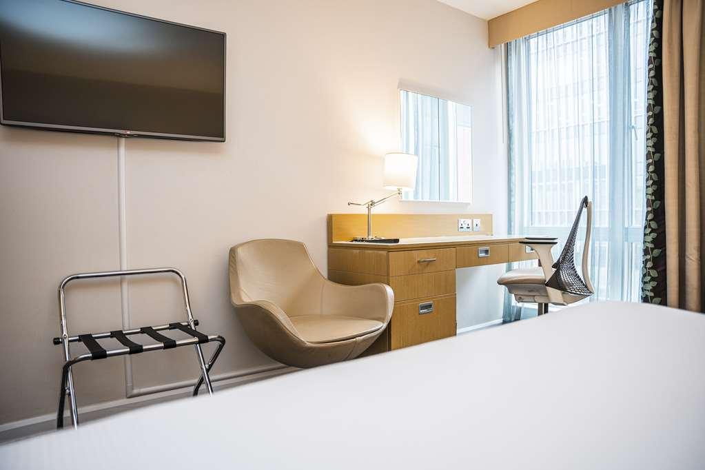 Hilton Garden Brindley Place Hotel Birmingham