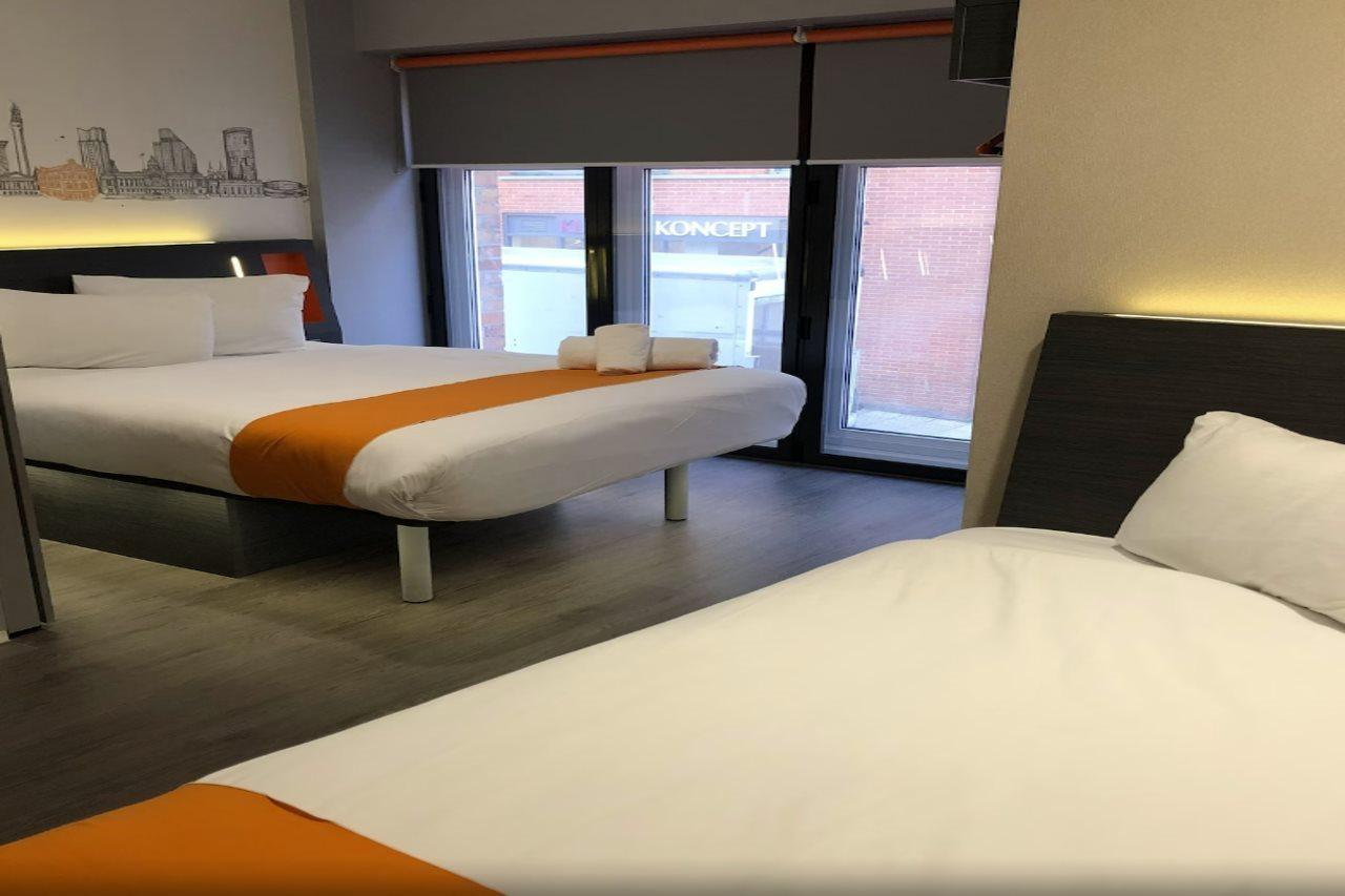 Hotel Easyhotel 3*