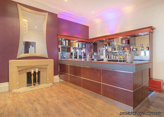 Cobden Hotel 3*