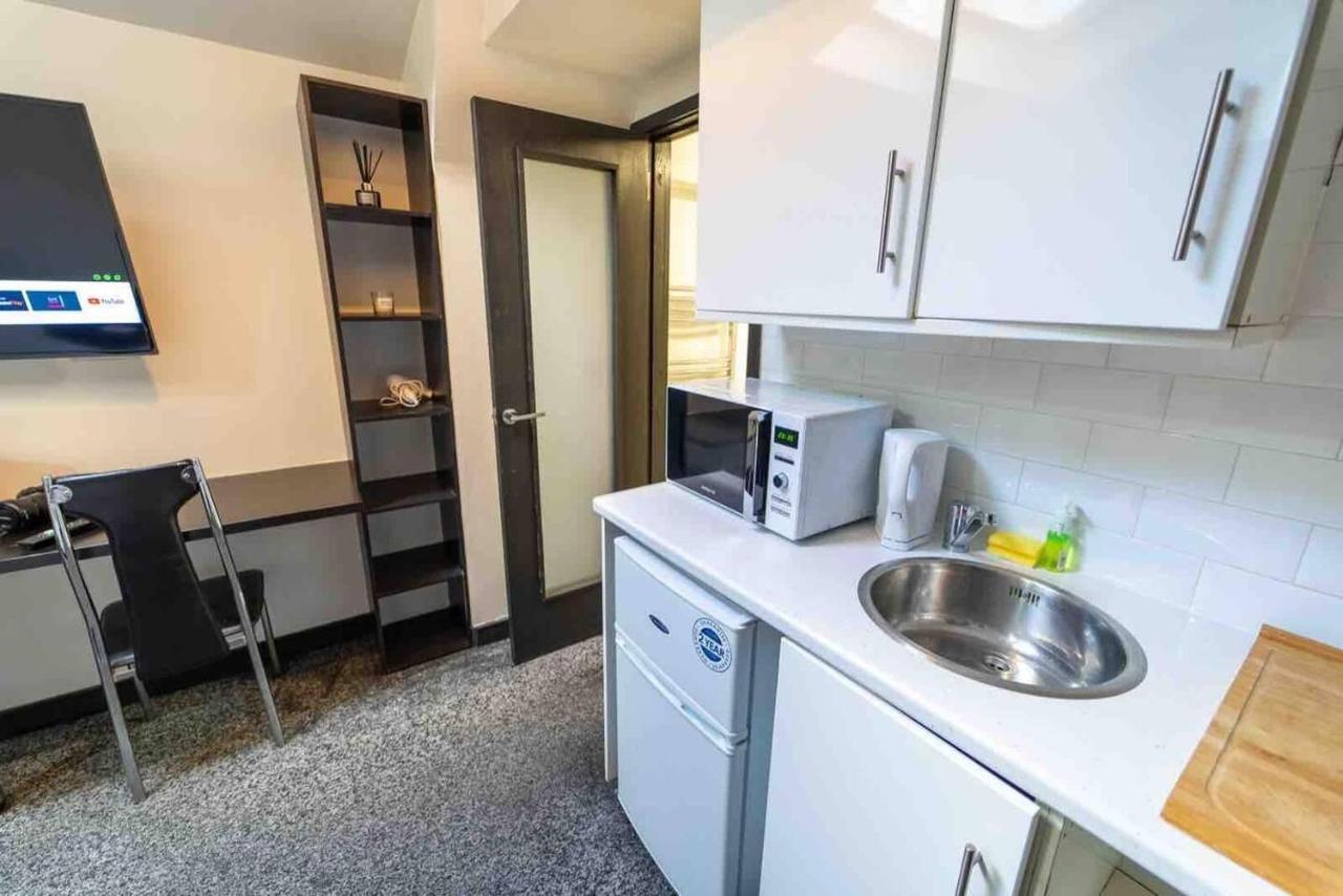 Apartment Ground Floor Cosy Studio! *