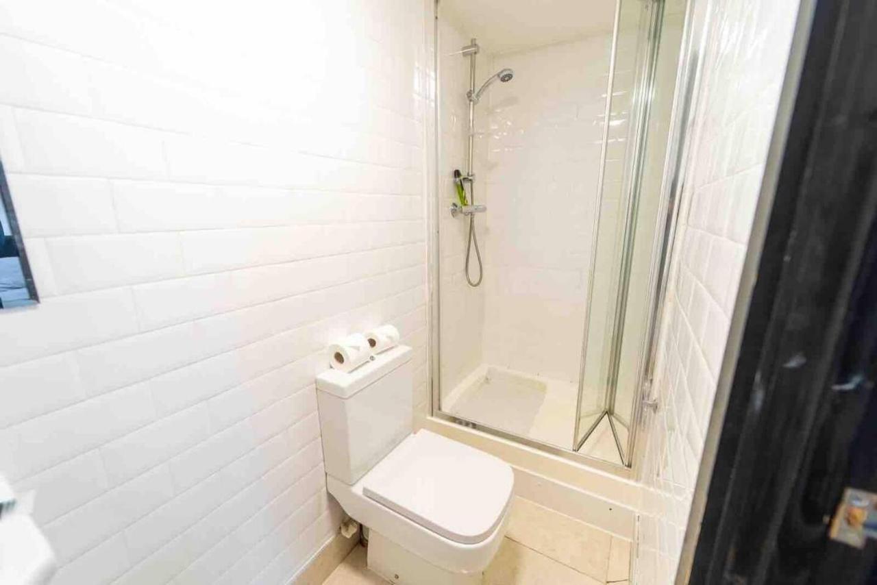 Apartment Ground Floor Cosy Studio! *