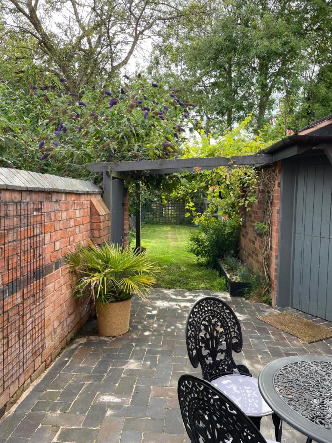 The Harborne Opposite Qe Hospital & Villa *