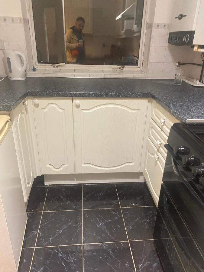 Quiet Flat With A Private Spacious * Birmingham