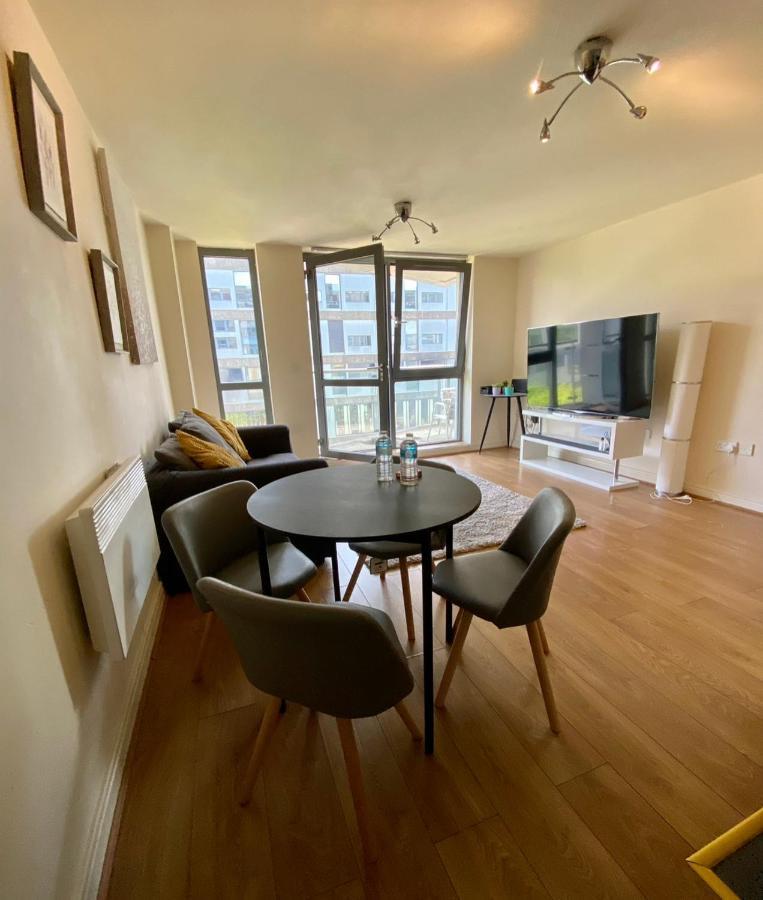 The Cube Side - One Bedroom With Balcony Apartment Birmingham