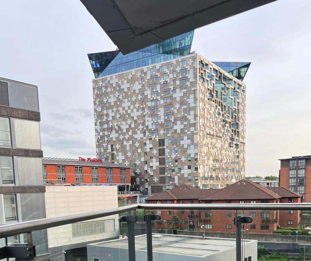 The Cube Side - One Bedroom With Balcony *