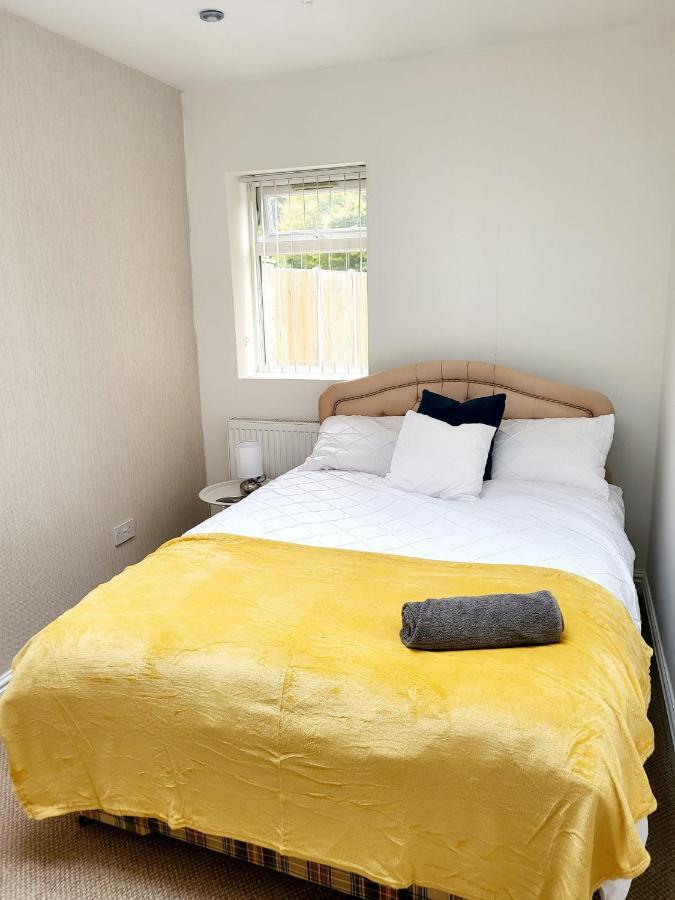 Hostel Devonshire House
