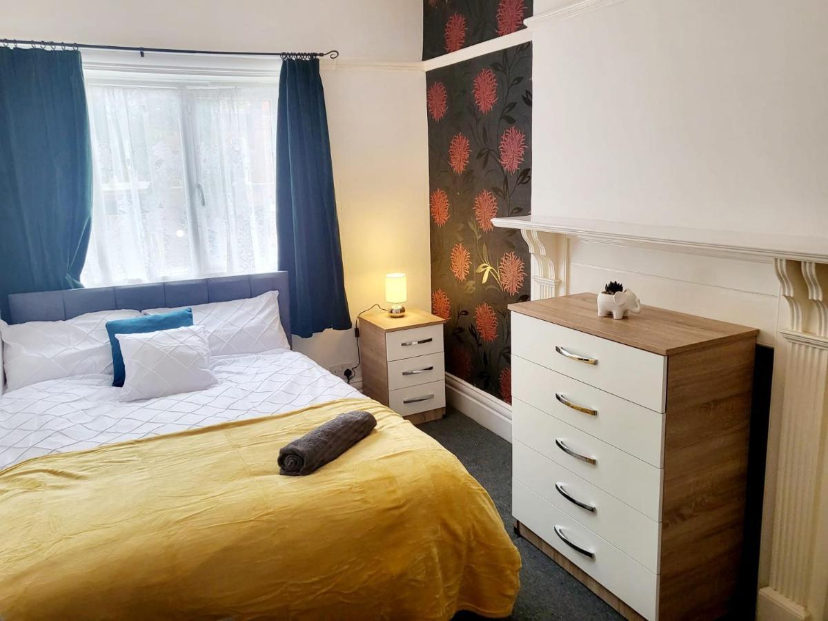 Devonshire House Hostel