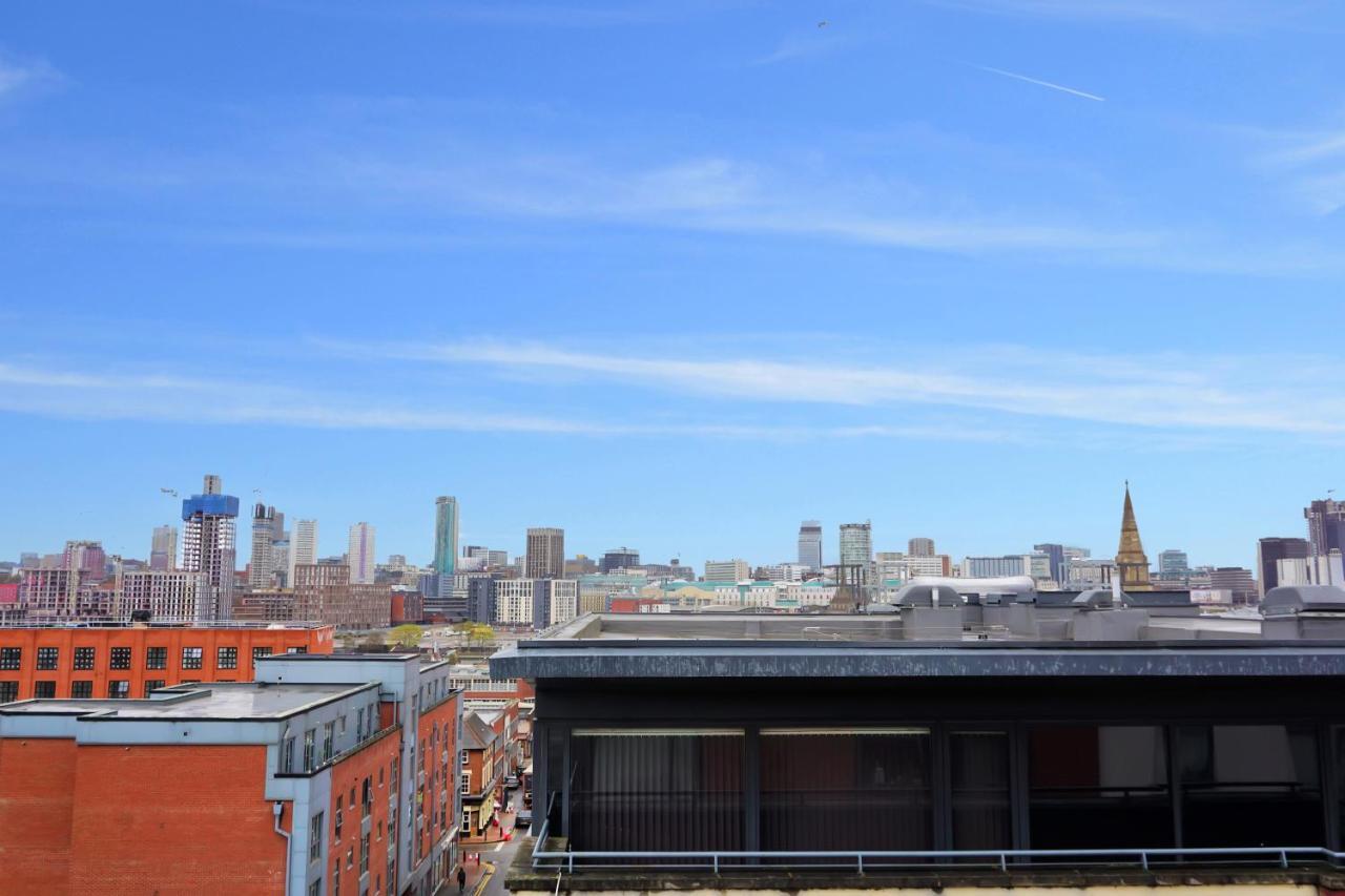 Penthouse - Amazing Skyline Views - Free Parking - Balcony - Utilita Arena - New St Station - Bullring Shopping Apartment Birmingham
