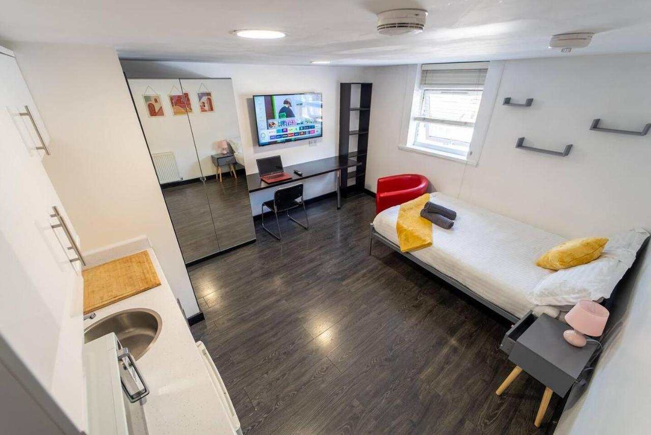Modern Available Close To The Birmingham