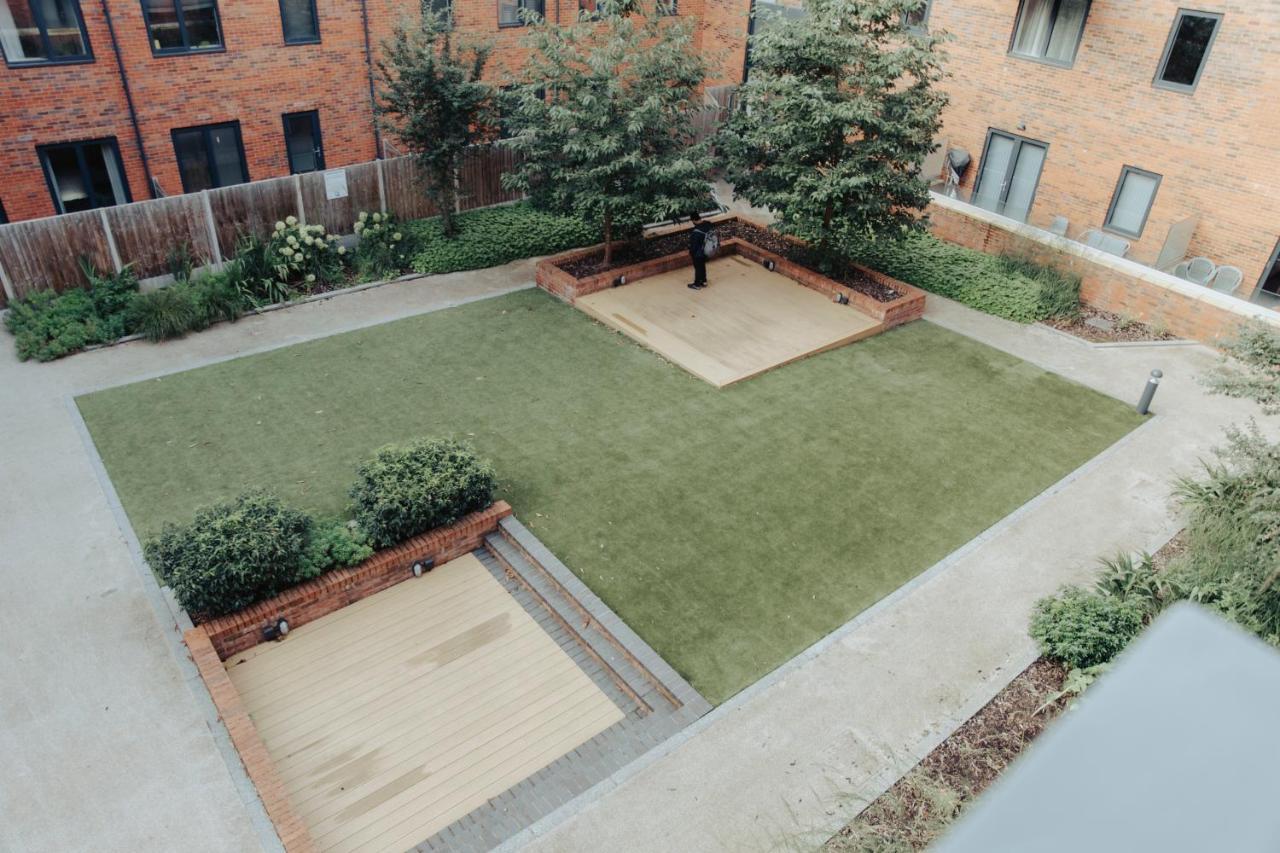 Stunning 2-bed In Center
