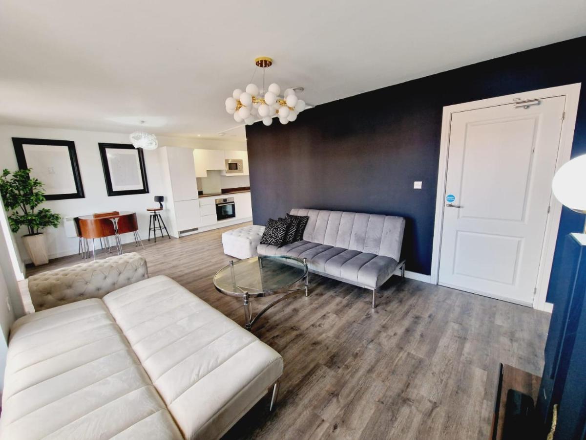 Rated Luxury In Centre * Birmingham