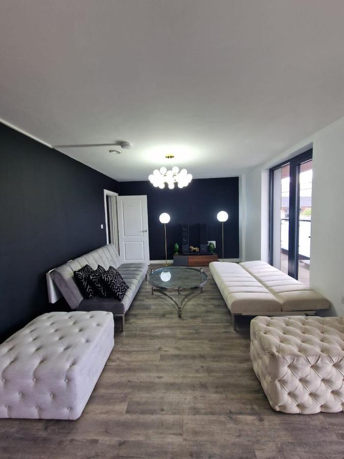 Apartment Rated Luxury In Centre Birmingham